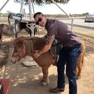 Meet your Posher, Daniel